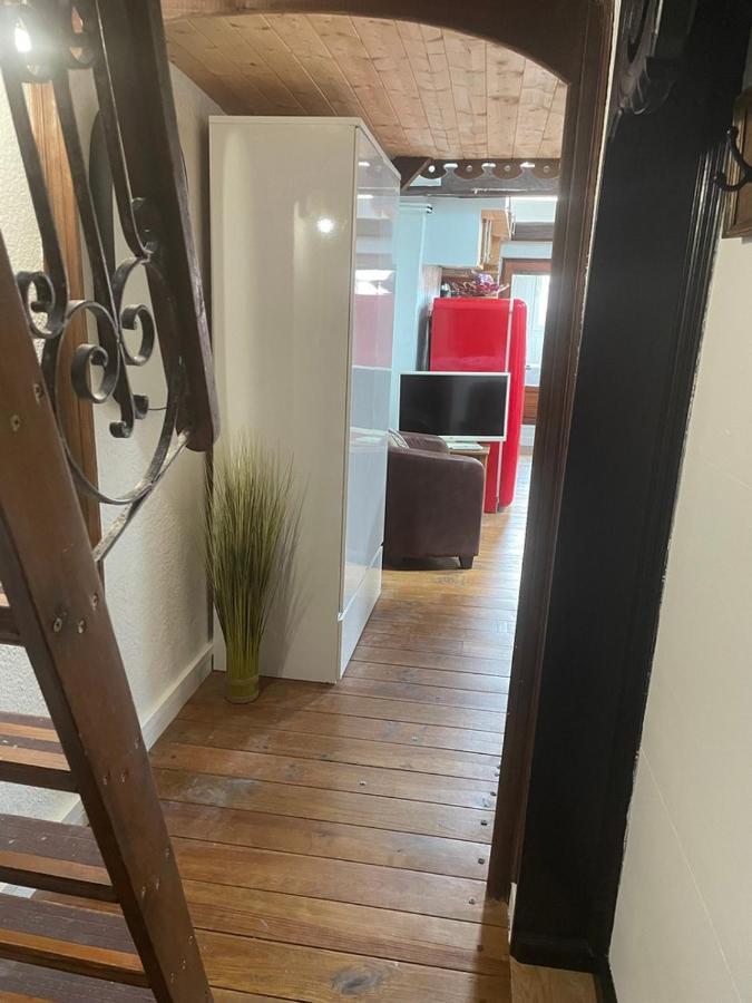 Appartement Plein De Charme - Coeur Vieille Ville آنسي المظهر الخارجي الصورة